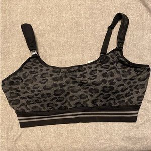 Momcozy nursing and pumping bra